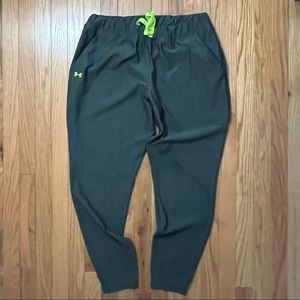 UA Vanish joggers, NWT